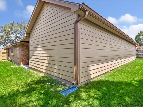 12714 Hidden Castle Drive, Houston TX 77015