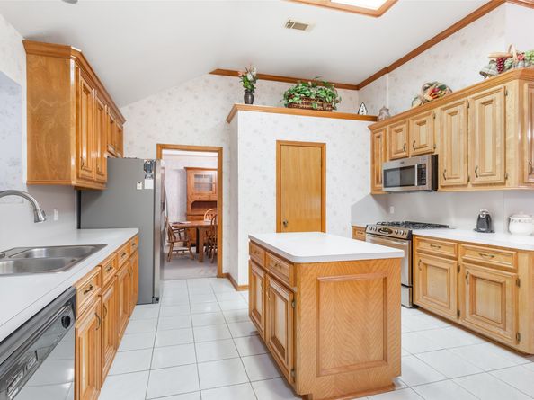 12714 Hidden Castle Drive, Houston TX 77015