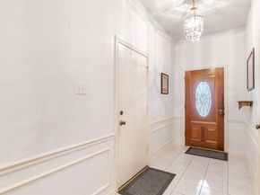 12714 Hidden Castle Drive, Houston TX 77015