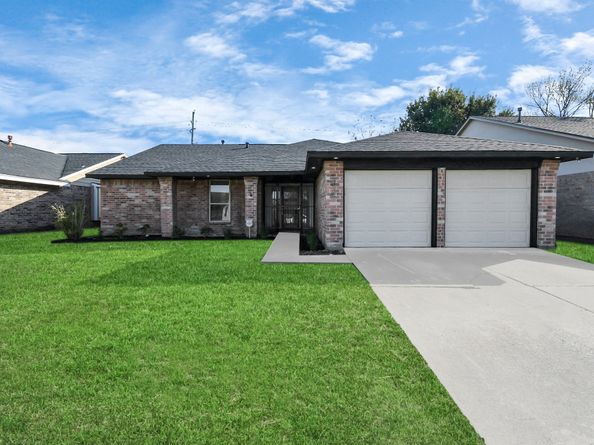 8906 Enchanted Forest Drive, Houston TX 77088