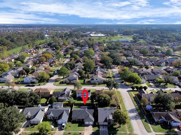 8906 Enchanted Forest Drive, Houston TX 77088