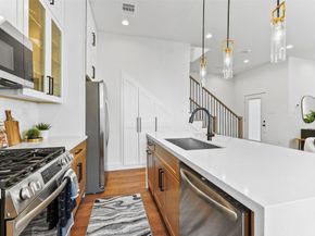 8907 Knoll Branch Dr Drive, Houston TX 77080