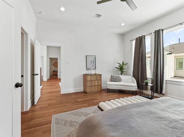 8907 Knoll Branch Dr Drive, Houston TX 77080