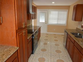 16502 Kassikay Drive, Houston TX 77084