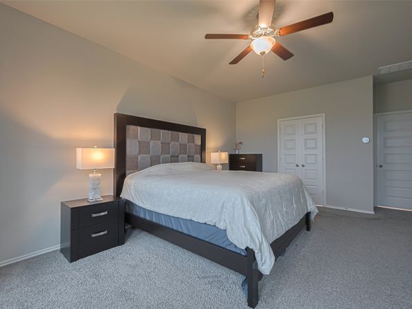 1334 Wild Mustang Trail, Richmond TX 77406