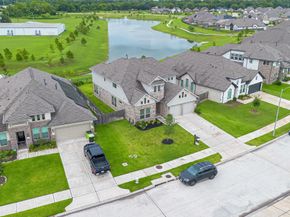 1334 Wild Mustang Trail, Richmond TX 77406