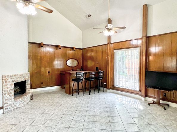 16902 Summit Oaks Lane, Spring TX 77379