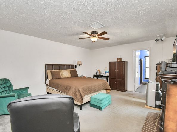 13139 Birch Grove Drive E, Houston TX 77099