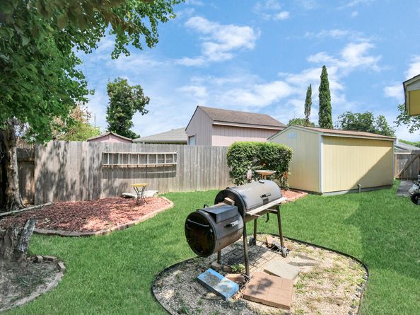 13139 Birch Grove Drive E, Houston TX 77099
