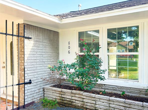 806 Westmont Drive, Houston TX 77015