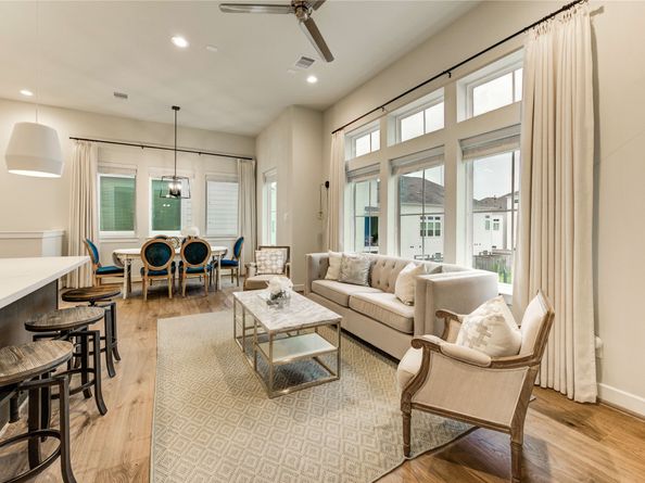 728 Carriage Knolls Drive, Houston TX 77008