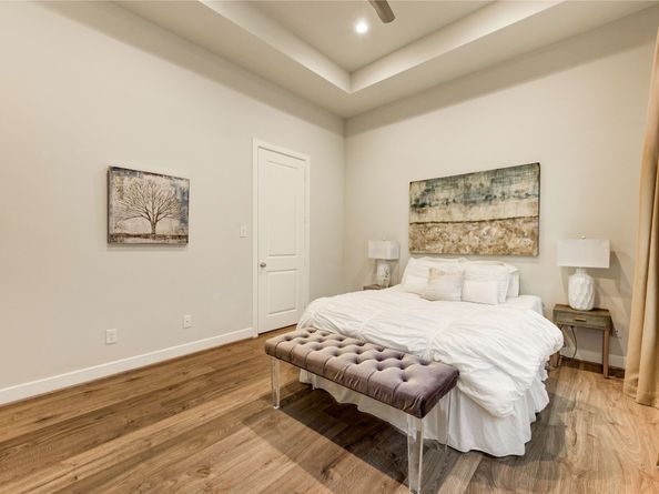 728 Carriage Knolls Drive, Houston TX 77008