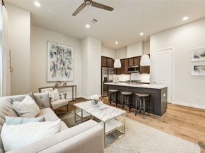 728 Carriage Knolls Drive, Houston TX 77008