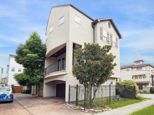 4004 Feagan Street A, Houston TX 77007