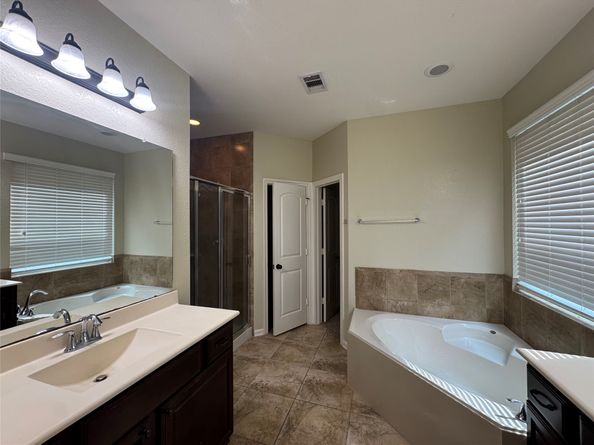6 Painted Post Place, Spring TX 77389