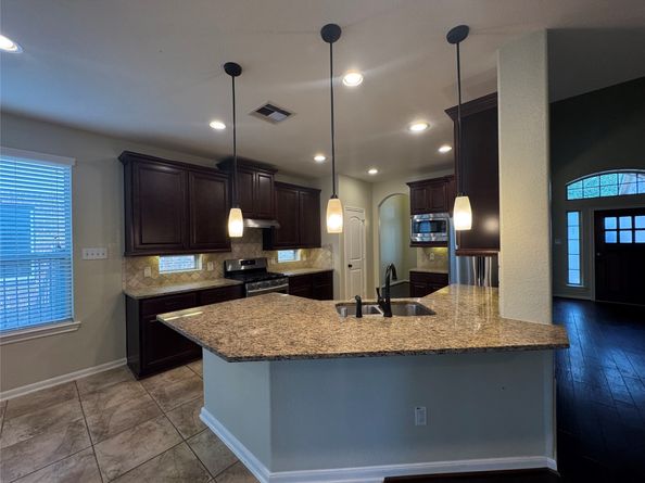 6 Painted Post Place, Spring TX 77389