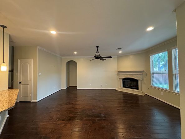 6 Painted Post Place, Spring TX 77389