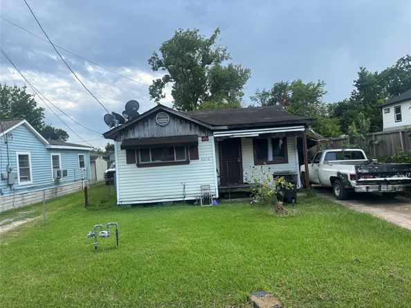 8018 Miley St, Houston TX 77028