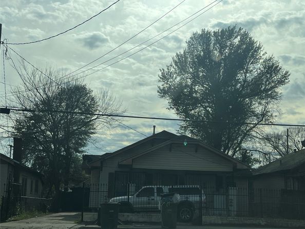 7038 Canal Street, Houston TX 77011