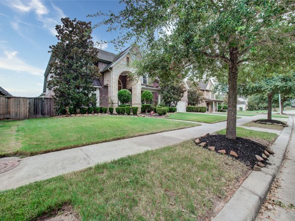 6123 N Tamarino Park Lane, Sugar Land TX 77479