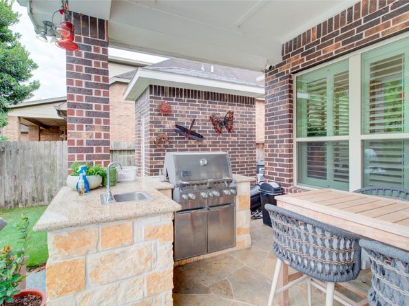 6123 N Tamarino Park Lane, Sugar Land TX 77479