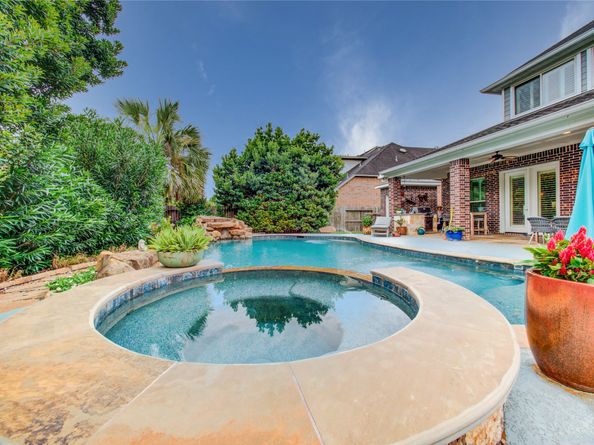 6123 N Tamarino Park Lane, Sugar Land TX 77479