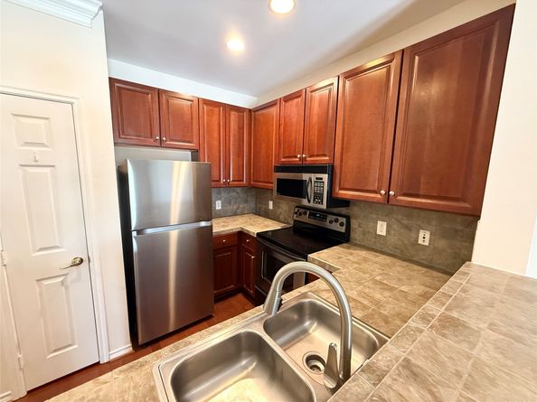 2400 Mccue Road 446, Houston TX 77056