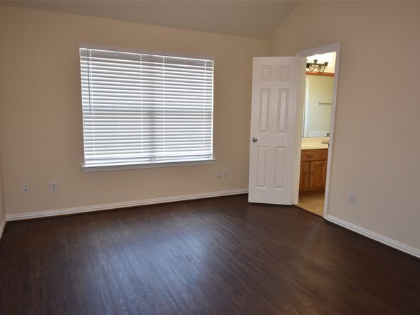24007 Rockygate Drive, Spring TX 77373