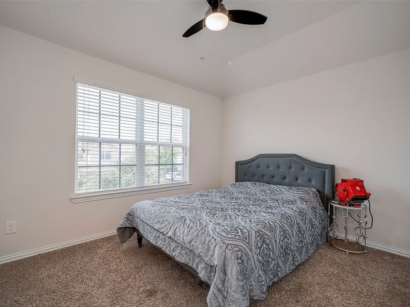 11624 Abloom Way, Houston TX 77066