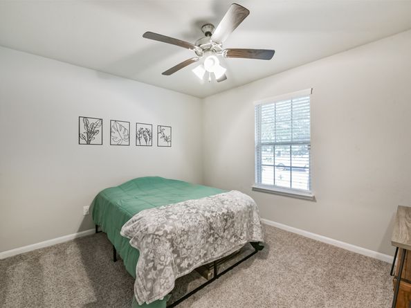 12619 Amaurot Lane, Houston TX 77047