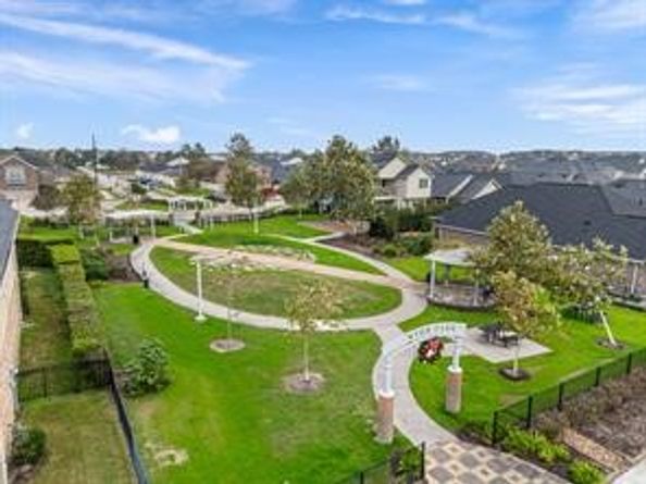 12619 Amaurot Lane, Houston TX 77047