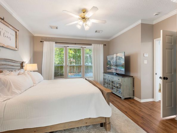79 N Summer Cloud Drive, The Woodlands TX 77381