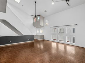2976 Commerce Street, Houston TX 77003