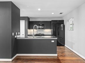 2976 Commerce Street, Houston TX 77003
