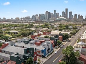 2976 Commerce Street, Houston TX 77003