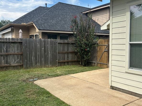 15115 Crescent Lilly Dr, Cypress TX 77433