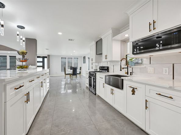 13610 Carmilenda Street, Houston TX 77037
