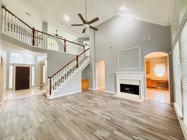 16619 Palisades Point Drive, Houston TX 77059