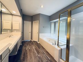 16619 Palisades Point Drive, Houston TX 77059
