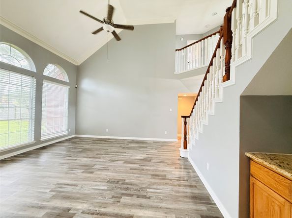 16619 Palisades Point Drive, Houston TX 77059