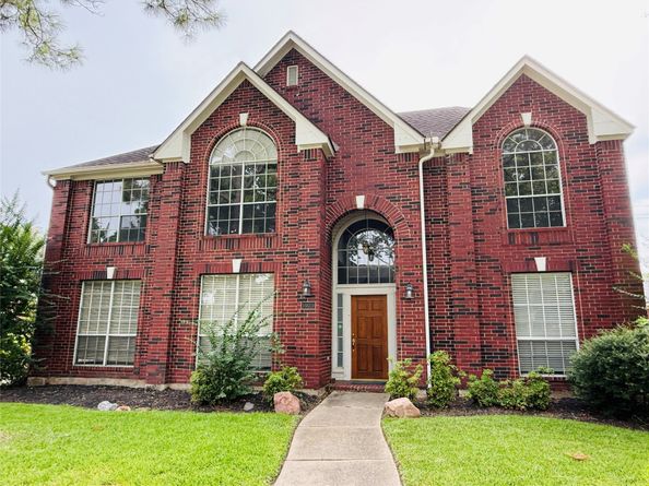 16619 Palisades Point Drive, Houston TX 77059