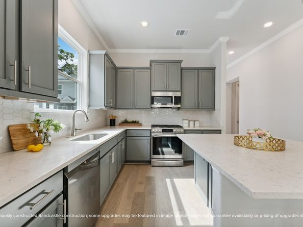 5548 Nolda Street, Houston TX 77007