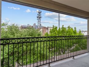 1113 Saint Charles Street, Houston TX 77003