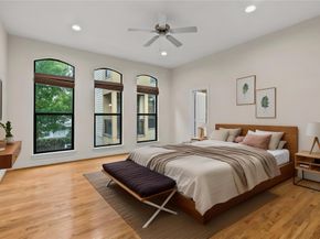 1113 Saint Charles Street, Houston TX 77003