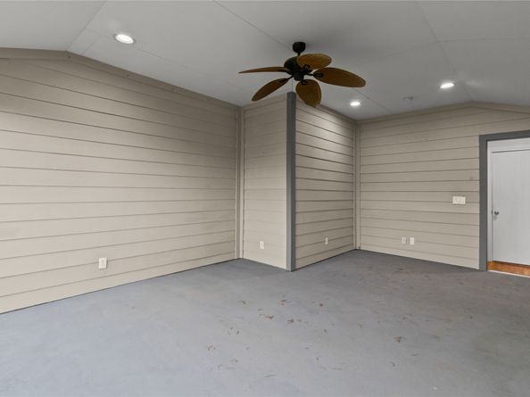1113 Saint Charles Street, Houston TX 77003