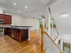 1113 Saint Charles Street, Houston TX 77003