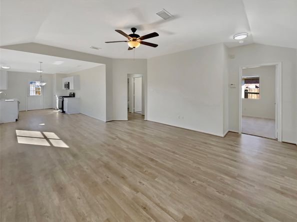 12830 E Greenwick Loop, Houston TX 77085