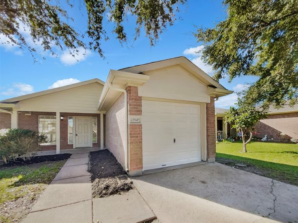 12830 E Greenwick Loop, Houston TX 77085