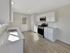 12830 E Greenwick Loop, Houston TX 77085