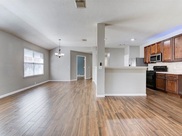 17219 S Summit Canyon Drive, Houston TX 77095